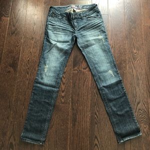 Refuge: denim skinny